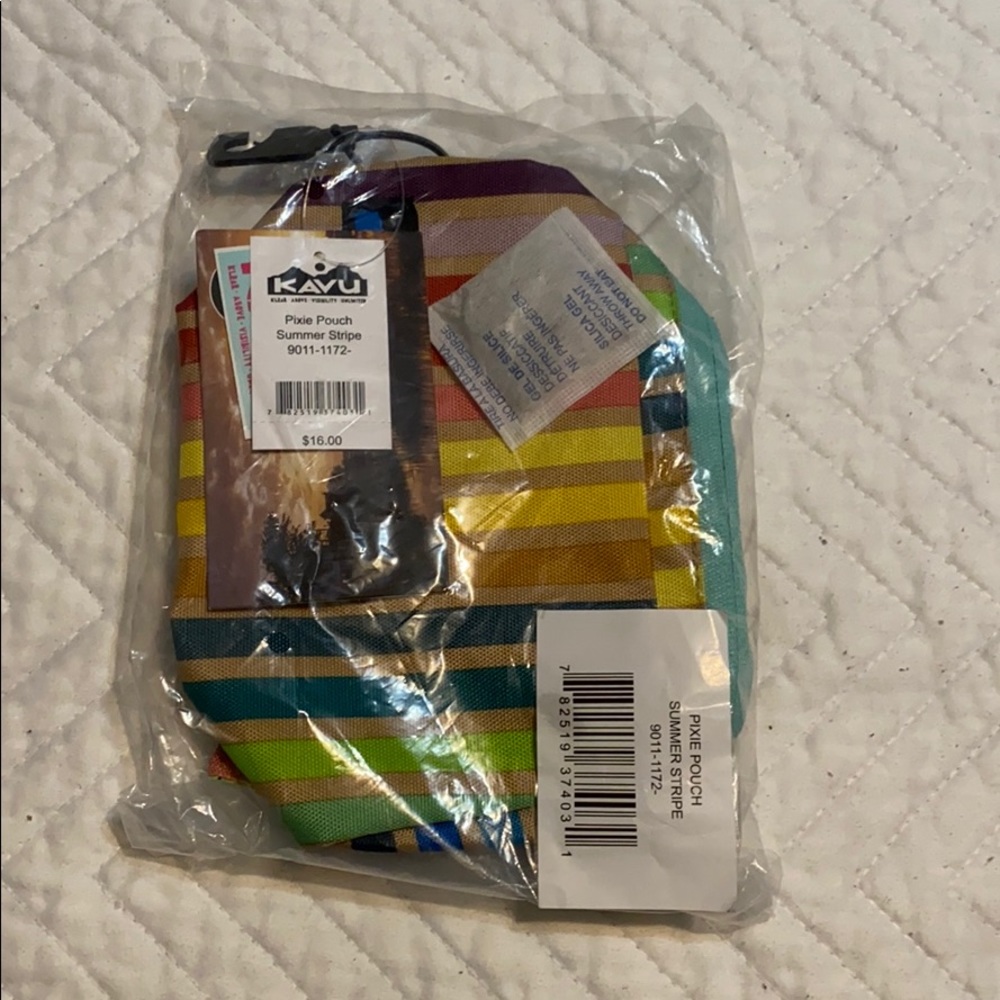 Kavu NWT pixie pouch this item is to trade with a specific posher for clothing.